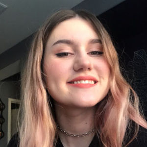 Meet your Posher, Avery